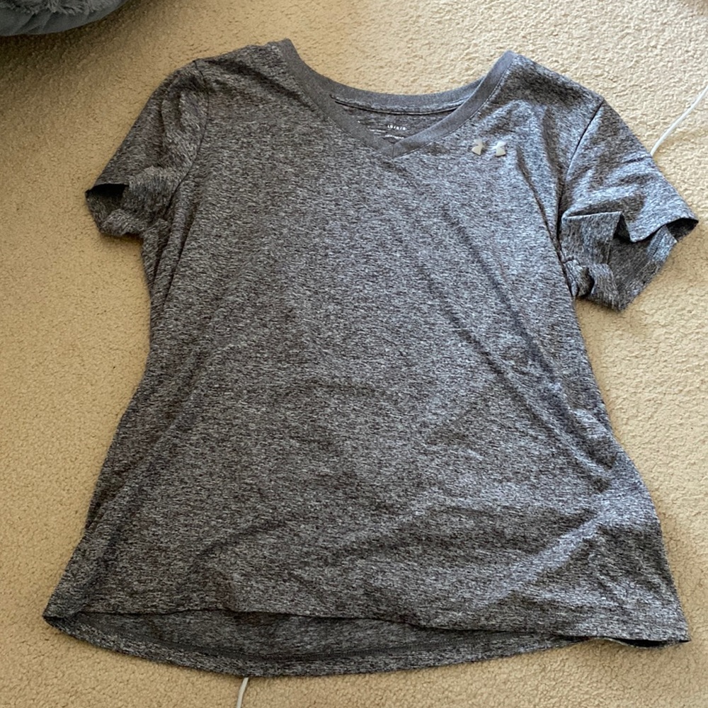 Under Armor vneck